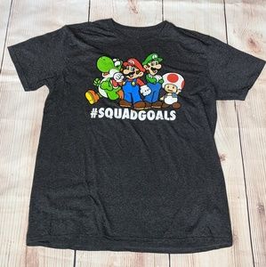 Super Mario Graphic Short Sleeve T-Shirt Sz: Large
